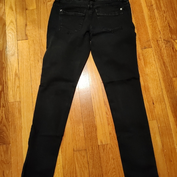 Mossimo black skinny jeans size 6 fit 4 - Picture 2 of 3